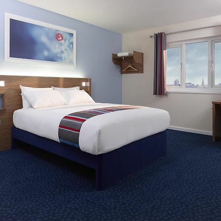 Travelodge Bristol Central Anchor Road ภายนอก รูปภาพ