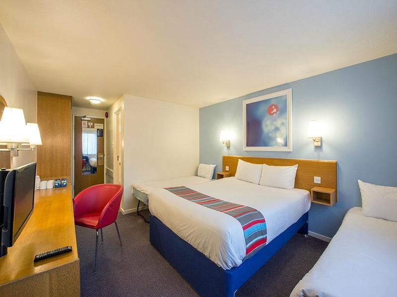 Travelodge Bristol Central Anchor Road ภายนอก รูปภาพ