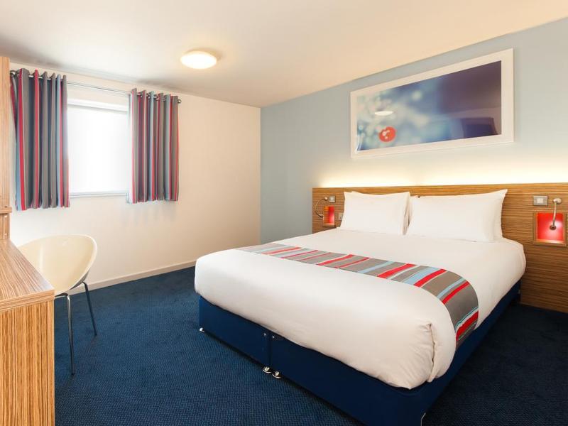 Travelodge Bristol Central Anchor Road ภายนอก รูปภาพ