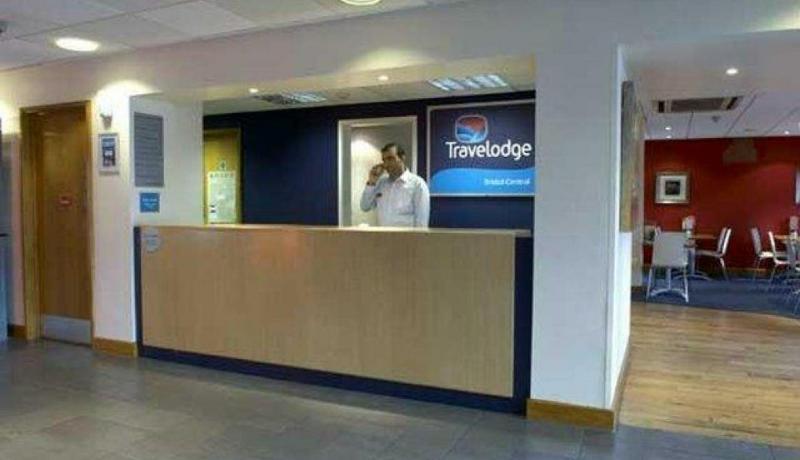 Travelodge Bristol Central Anchor Road ภายนอก รูปภาพ