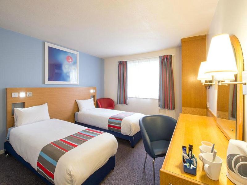 Travelodge Bristol Central Anchor Road ภายนอก รูปภาพ