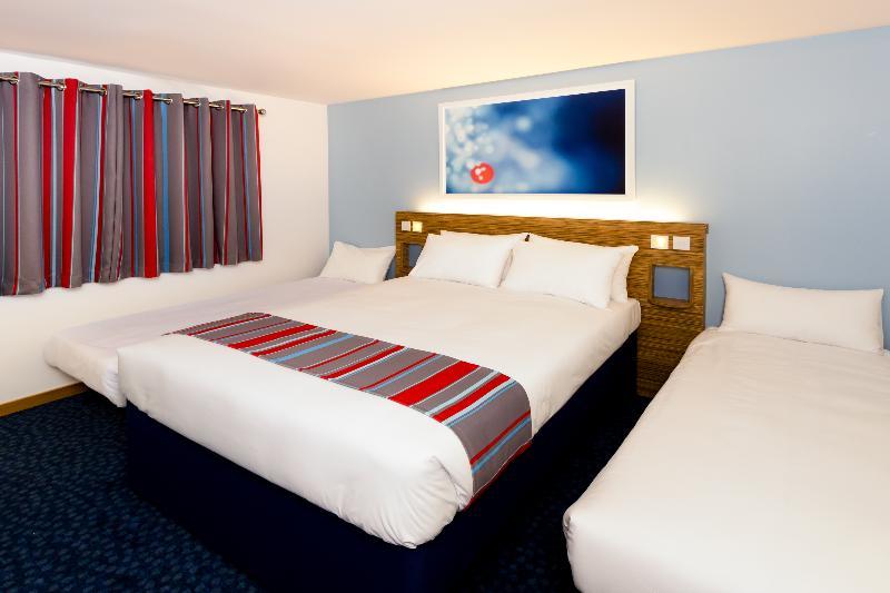 Travelodge Bristol Central Anchor Road ภายนอก รูปภาพ