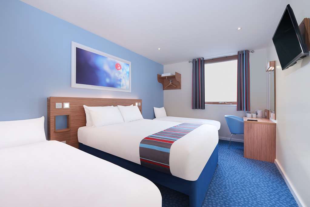 Travelodge Bristol Central Anchor Road ห้อง รูปภาพ